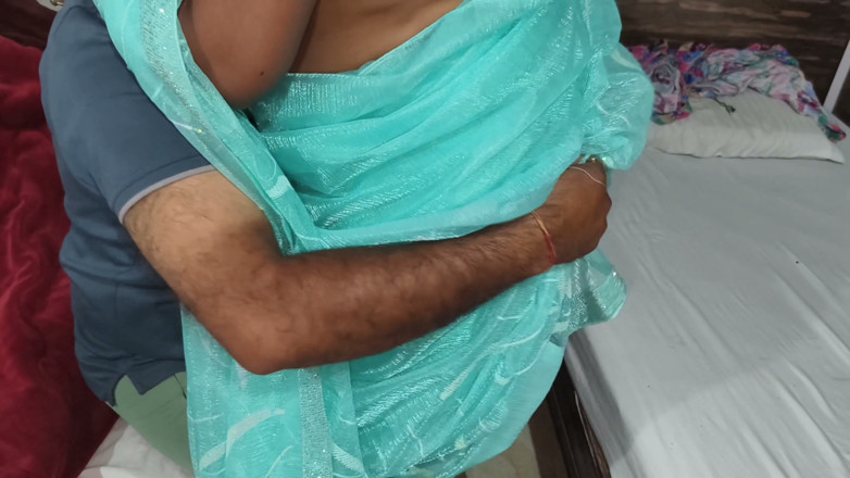 BadMash_Bhabhi: Bhabhi's friend fucked the village Bhabhi well by making her...