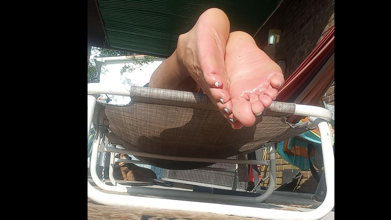 Midsouth Foot Fetish: Mina oljiga sulor att rycka av för gå av och...