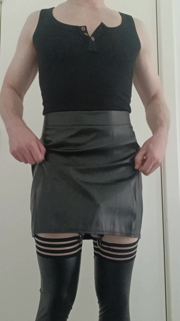 Dr Lube: Fetish Solo Play