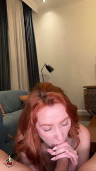 Pompino in stile pov! Lei mi succhia fino a quando non esplodo in bocca! Un enorme carico