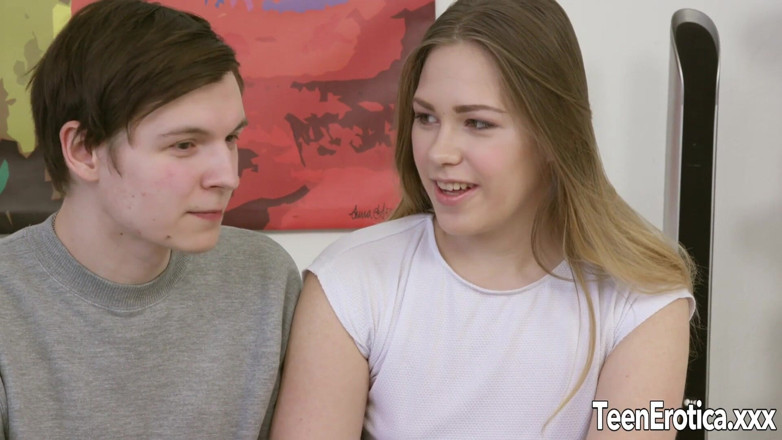 Teen Erotica XXX: Teen jezdí na tlustém ptákovi
