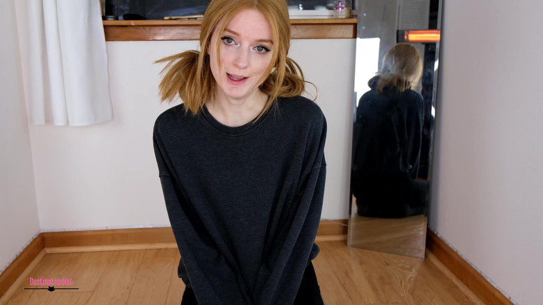 Destination Kat: Tu ne me vois même pas nue