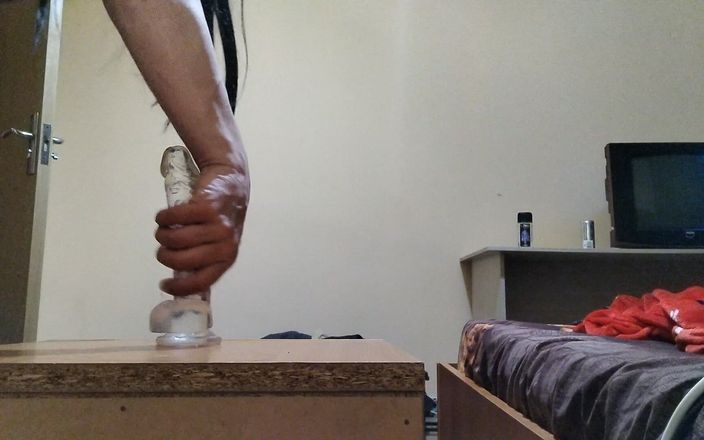 noname4212: Scopa più dura femminuccia