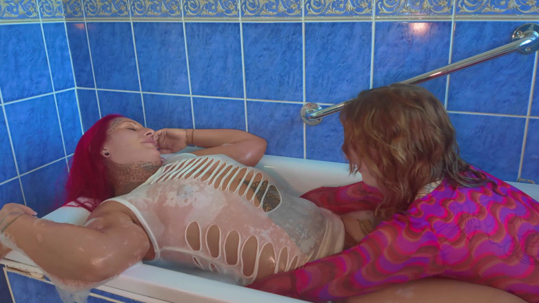 Goddess Transcendence: Memperkenalkannya kepada Wetlook, Mandi Lengkap - Kebangkitan Kink