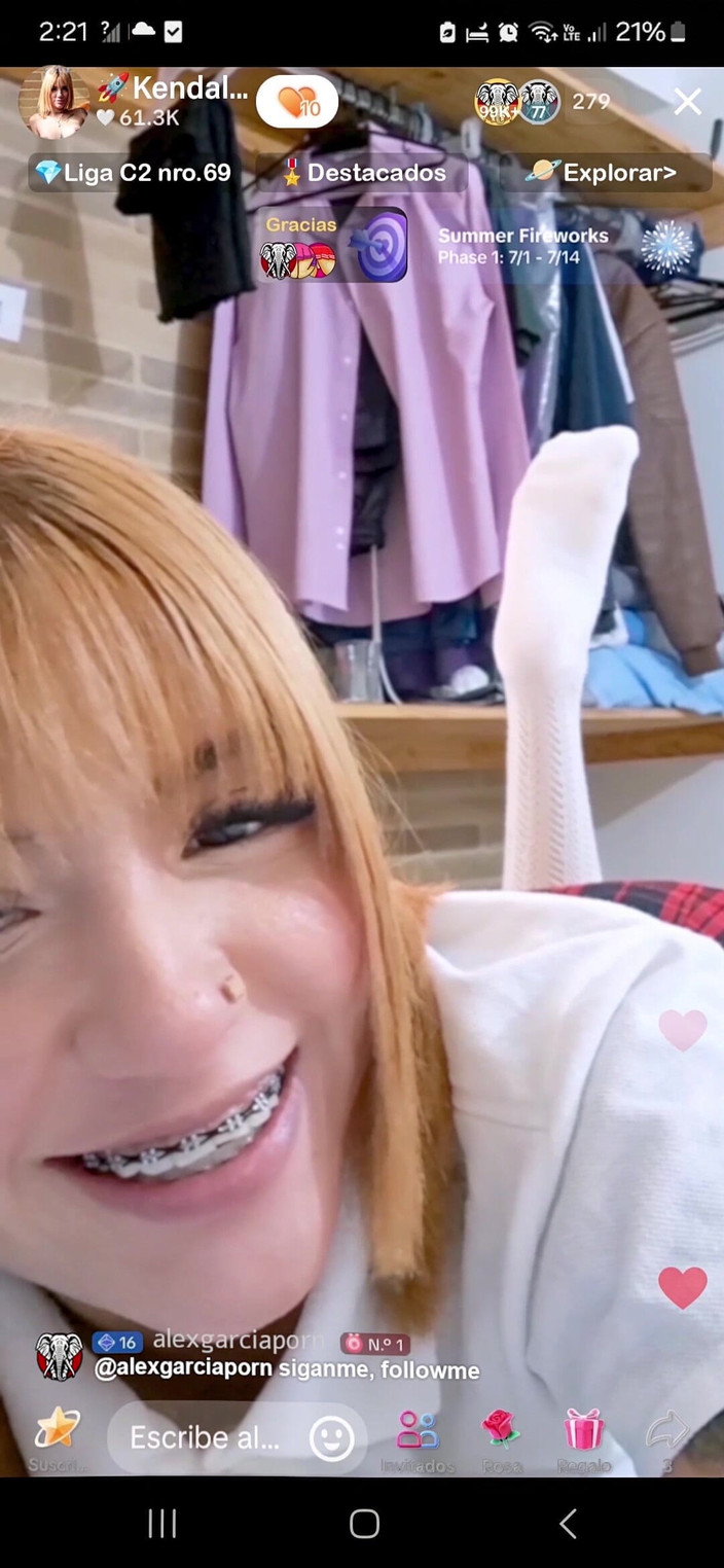 Alex Garcia Porn: 남친에게 따먹히는 PSCC 금발 여대생 - 모바일 수직