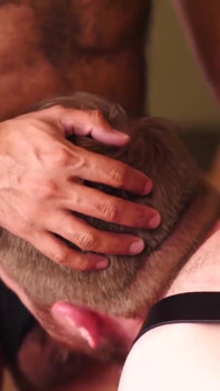 BEARFILMS - geje niedźwiedzie Angel Ferrari i Harper Davis surowej rasy