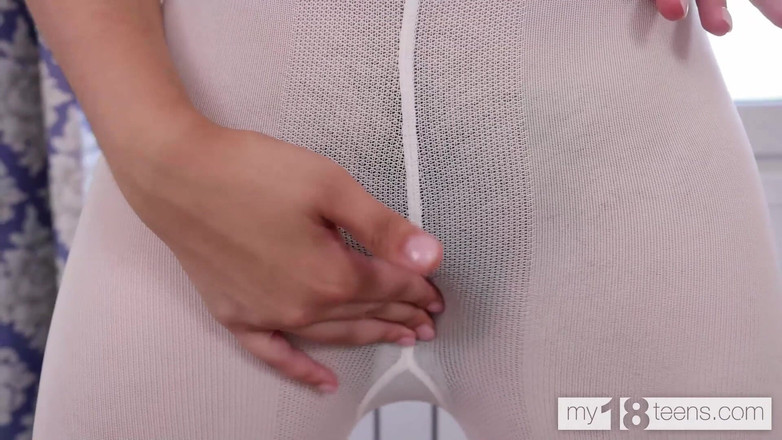 My 18 Teens: My19teens - awek bertetek besar melancap pepek yang sangat berbulu