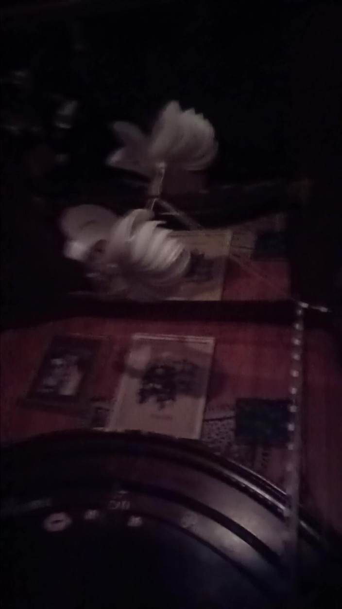 Freaky couple next door: 更多给我更多