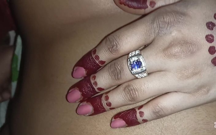 Sairaxsaim: Bhabi Jaan K mooie tepels Choossay Maza Aagaya
