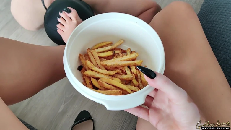 Goddess Lena: Disgusting Menu Alla Lena
