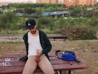 Xisco Freeman: Masturbando com boa vista daquele parque