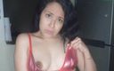 Maria Luna Mex: O fată drăguță mexicană încearcă să facă vasele cu vibratorul telecomandat în...