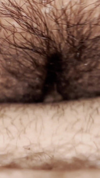 O fată nativă sexy îmi călărește pula de aproape