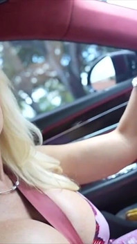 Stepmom Huge Tits Turns VR Into Reality - Victoria Lobov.mp4
