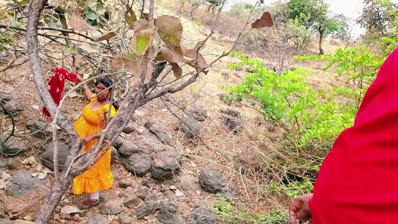 Premi pooja: Gadis desi dehati yang lebih muda lagi asik