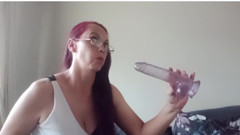 Exotic Tracy: Máma fantazíruje o šukání nevlastního syna a BBC