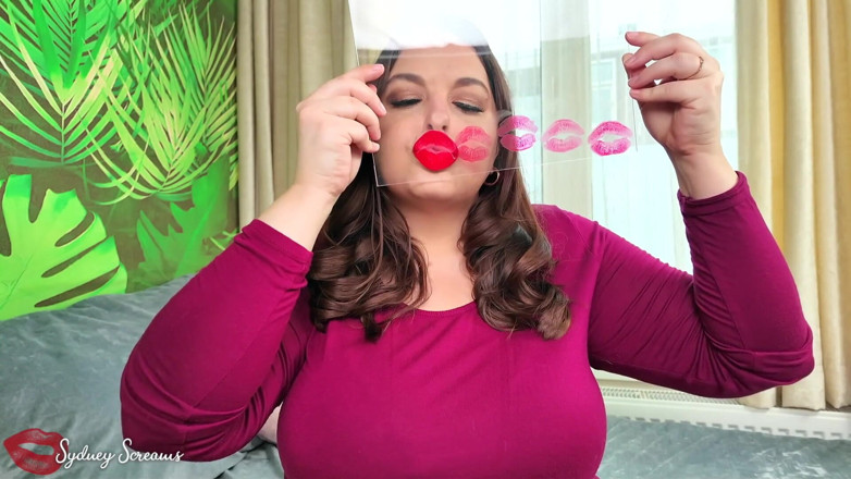 Sydney screams fetish: Gioco joi di baci di rossetto