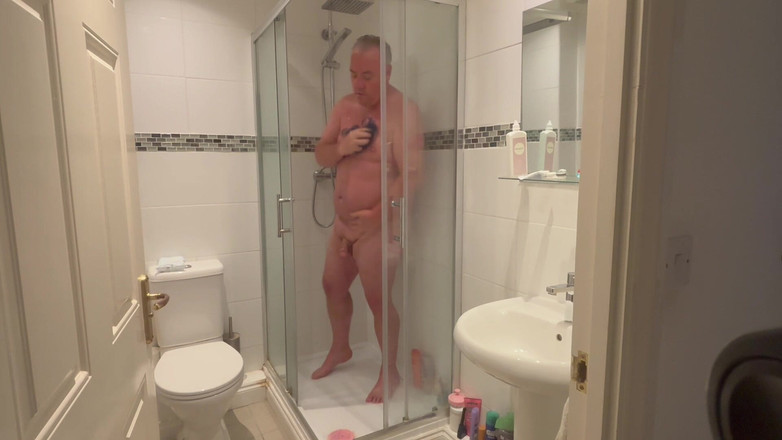 Billy boy fun: Banho de manhã