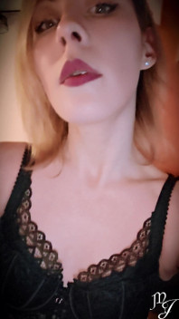 Body & Garter Belt: This View Will Drop You to Your Knees - Mistress Julia