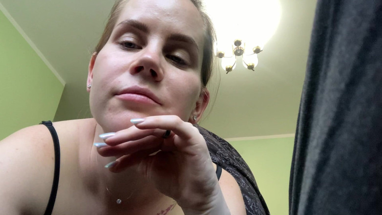 Anna Sky: Bonita E Quente Palmada E Punição Da MILF Anna