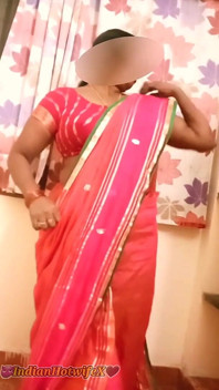 Tamil Horny BBW Wife Latha Nude Saree Tease & Romance with Cuck Hubbys Friend! Indianhotwifex