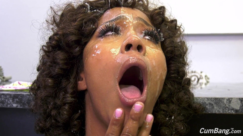 Cum Bang: Misty Stone 10 लोगों को तब तक लंड दे रही है जब तक कि उनका वीर्य नहीं निकल जाता