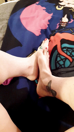 Gh0st781: Nejlepší kočičí ponožky a vánoční prsty