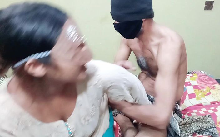 HotQueenPk: Video seks pembantu dan pelayan india