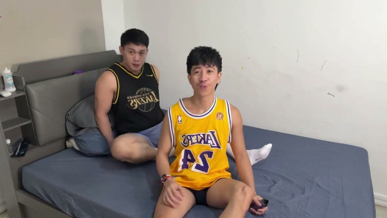 Jake7inch: Dělal denní rutinu, když mi dává čerstvé mléko