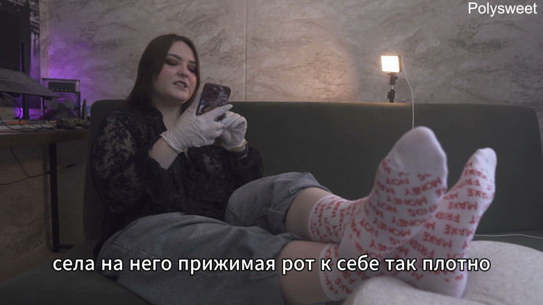 Polly Sweet: เรื่องโป๊ - สาวใส่ถุงมือยางเย็ดผู้ชายใส่สายรัดในช่องคลอด