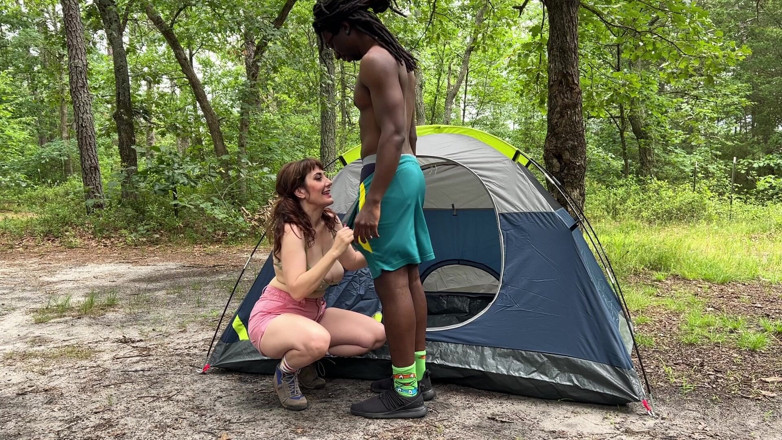 Melody Mynx: Follando En Tiendas De Campaña! Conexión De Camping Con Kaiden...