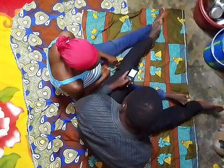 Pornsexlive: Indický majitel domu šuká svého indického nájemce z Bombay