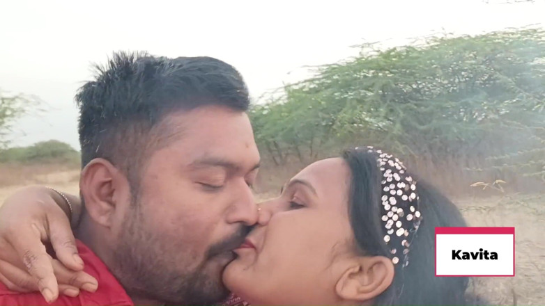 Kavita _zawazawi: Desi Indian Marathi Kavita Bhabhi Fuck with Tatya in Close...