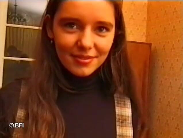 Horny Teenies: Russian eighteens - A hairy orgasm