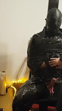 호일 본디지 노예 2부 - 끈적끈적한 필름 미라와 광기에 가장자리