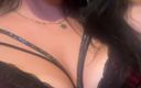 MILFy Calla: Orta yaşlı seksi kadın ep 175&amp;#039;in maceraları çişle oyna