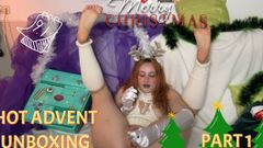Sheryl X Sinclair: Online rozbalení sexy adventního kalendáře! Část 1