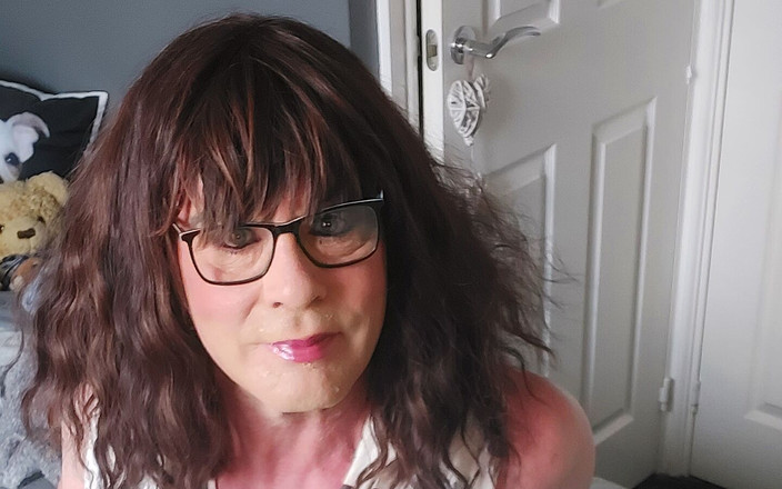 Juniperberi29: Кроссдрессер Juniper Бери