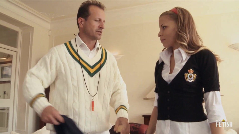 Family Role Playing: Blonde college girl gets her cunt drilled by horny gym...