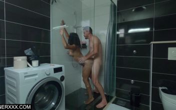 Interracial Shower Fuckdown – Intense Passionate Sex with Kiki Minaj
