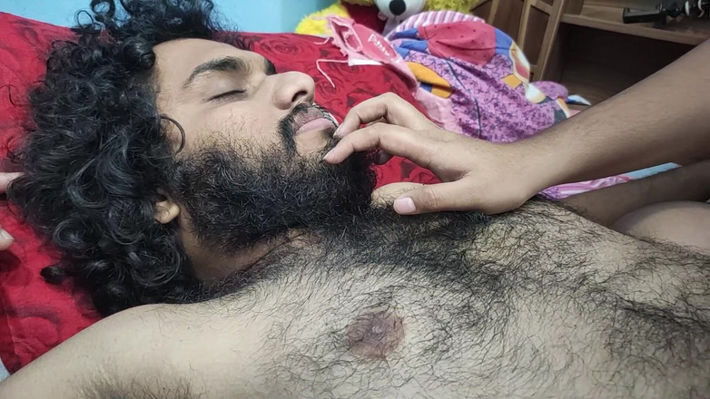 Vaishnavysharunraj: Nude Hand Job by Mallu Couples