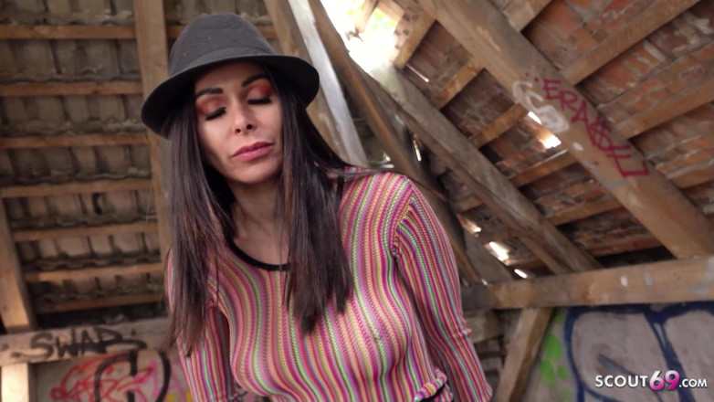 Full porn collection: Alman kayıp yerde seksi kaltak Jessy Jey ile sert riskli...