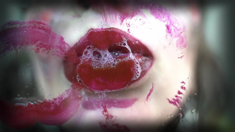Rarible Diamond: भूखी ज़ोंबी लड़की Kiss