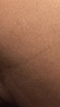Danielle și Robin Skye se joacă cu jucării în porno cu sex cu vibrator legat