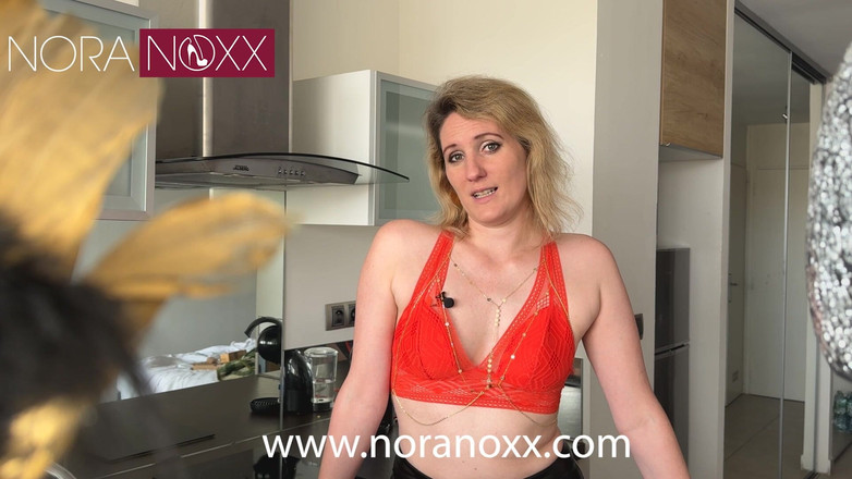 NoraNoxx: Cap D'agde Reward: Anal Sex!