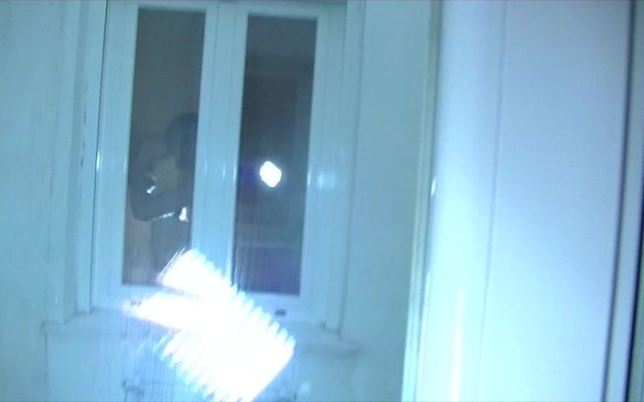 PORN FRENCH RAW FUCK CLUB X: 2327 von seinem besten freund zum spaß-sex gefickt