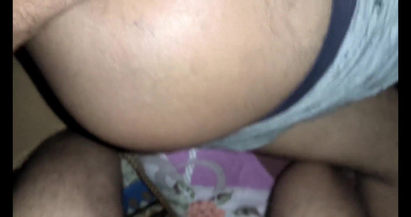 Aminaarab: アラブゲイ3Pホットセクシーなアラブの男ベッドで