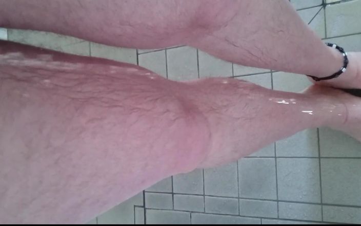 Carmen_Nylonjunge: Zábava ve zlaté sprše