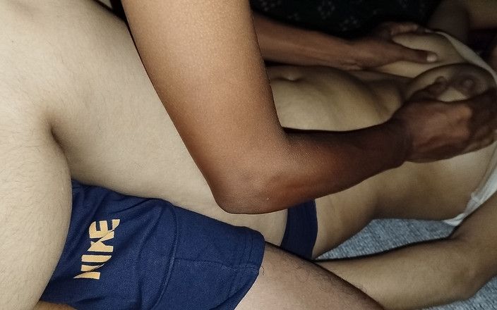 Kalachan69: Fată indiancă sexy din sat cu sex dur complet în camera...
