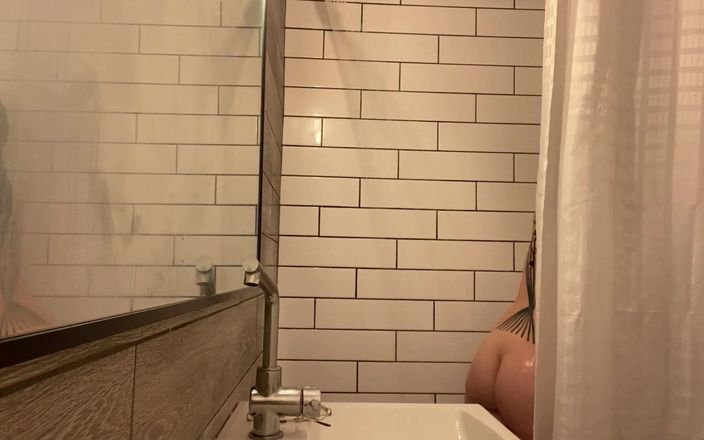 Olivia Jarden: Lange dag hete douche doe mee